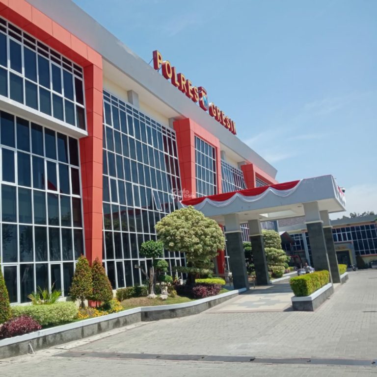 Kena Mutasi, Kasat Lantas Hingga Kasat Reskrim Polres Gresik Berganti Kantor Mapolres Gresik. (Foto: Ist/Infogresik)