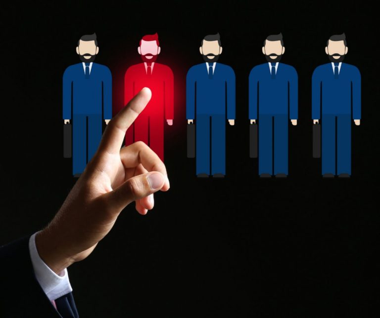 PT Karya Manunggal Jati Pecat Terduga Pelaku Kekerasan Seksual di Gresik Ilustrasi pemecatan terduga pelaku AR. (Foto: Canva/Infogresik)