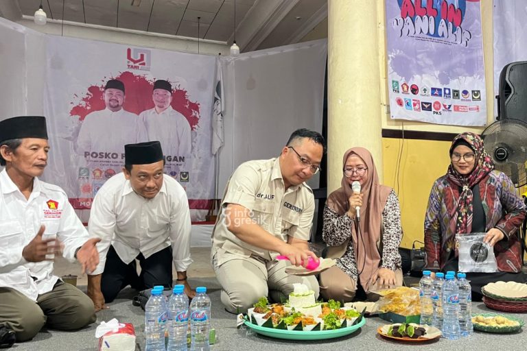 Potong Tumpeng hingga Bantu Lemari Loker ke PCNU, Cara Gerindra Gresik Rayakan HUT ke-17