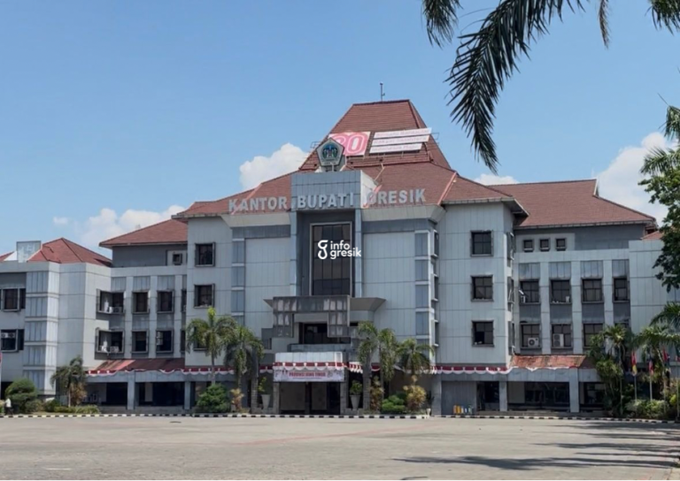 Gedung Kantor Bupati Gresik. (Foto: Khanif Rosidin/Infogresik)
