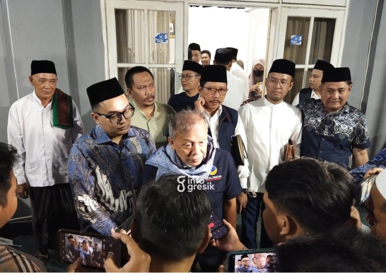 Wakil Ketua Umum DPP Partai NasDem sekaligus Wakil Ketua DPR RI, Saan Mustopa, saat berkunjung ke Kantor DPD NasDem Gresik. (Foto: Khanif Rosidin/Infogresik)