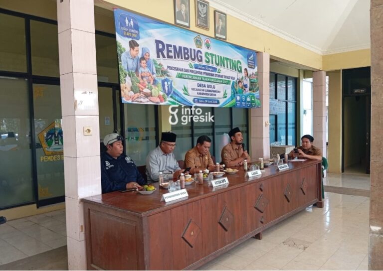 Suasana Rembuk Stunting di Desa Bolo, Kecamatan Ujungpangkah. (Foto: Ist/Infogresik)