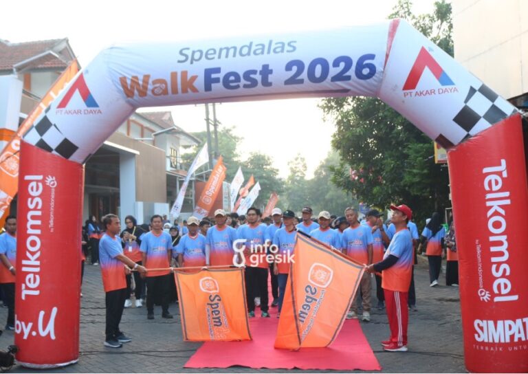 Suasana Walk Fest 2026 dalam rangka Milad ke-25 Spemdalas Gresik. (Foto: Ist/Infogresik)