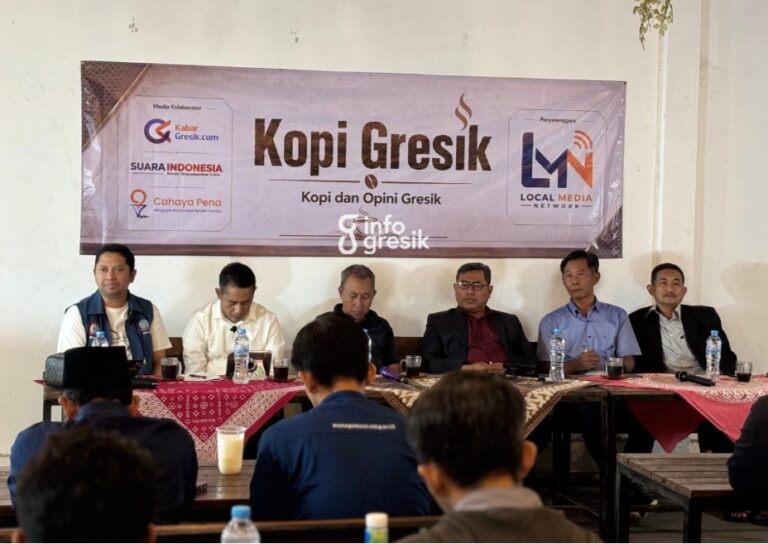 Suasana kegiatan Kopi Gresik di Cafe Djirolu. (Foto: Khanif Rosidin/Infogresik)