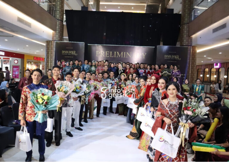 Puluhan Finalis Raka Raki Jawa Timur 2026 Unjuk Kebolehan di Preliminary Gressmall Gresik Finalis Raka Raki Jawa Timur 2026 menampilkan bakat dan kemampuan pada tahapan Preliminary Pemilihan Duta Wisata di Atrium Gressmall Gresik. (Foto: Ist/Infogresik)