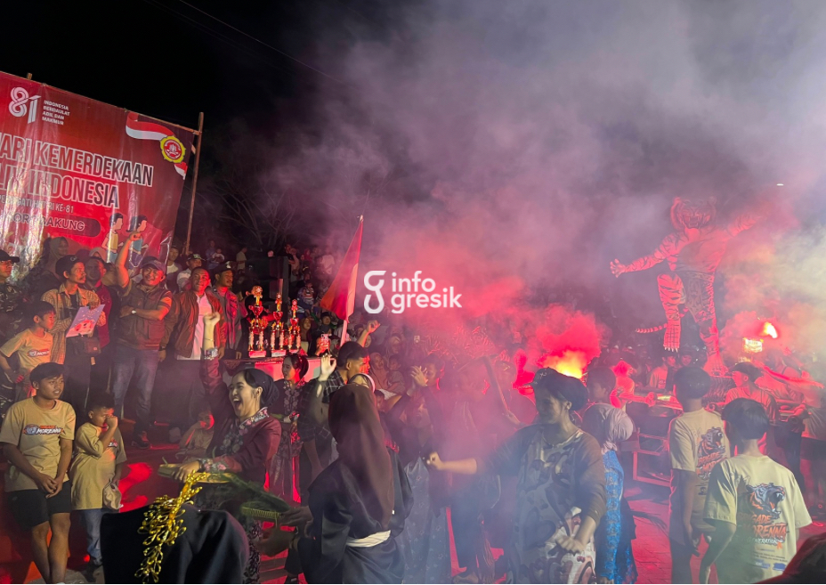 Suasana karnaval budaya di Desa Morobakung, Kecamatan Manyar. (Foto: Khanif Rosidin/Infogresik)