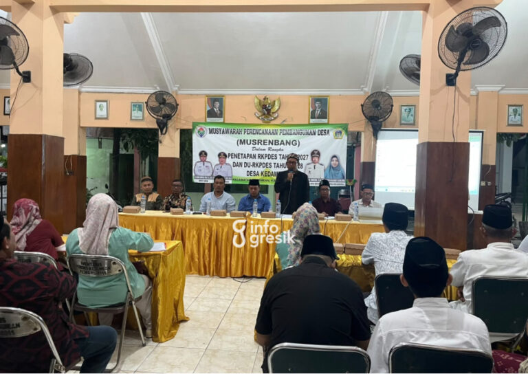 Suasana Musrenbangdes Kedamean. (Foto: Ist/Infogresik)